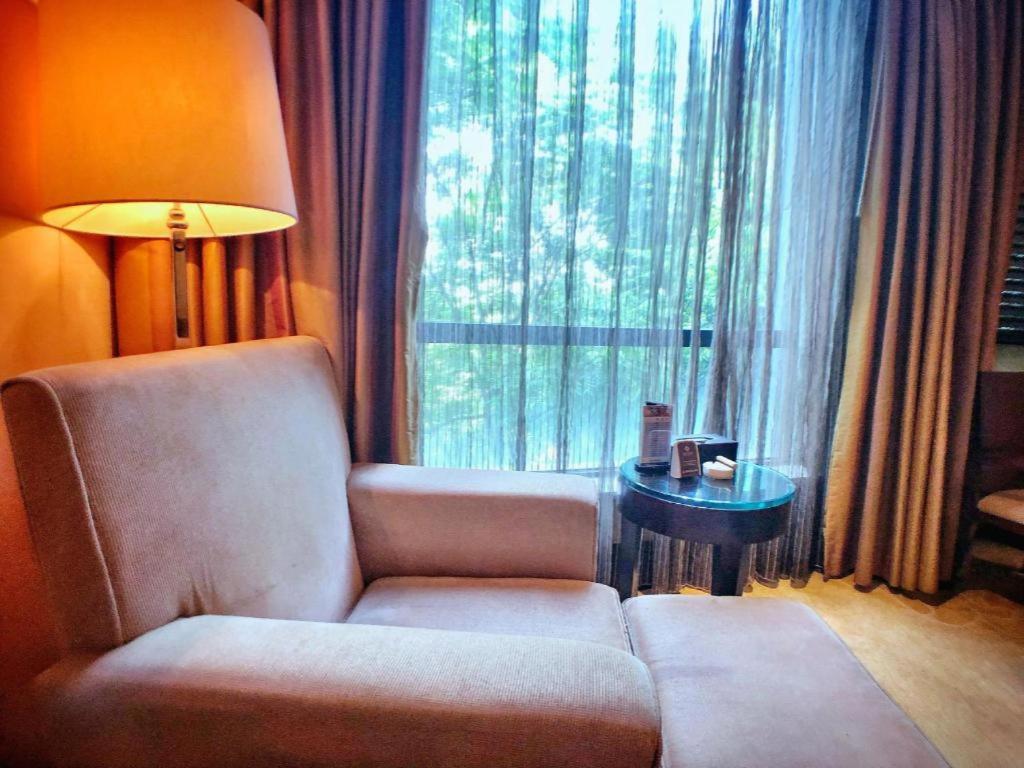 Sichuan Tennis International Hotel Main Building Chengdu Bagian luar foto