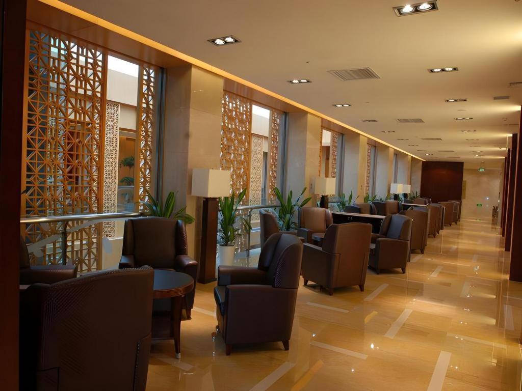 Sichuan Tennis International Hotel Main Building Chengdu Bagian luar foto
