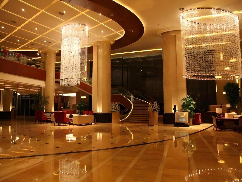 Sichuan Tennis International Hotel Main Building Chengdu Bagian luar foto